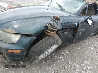 2001 BMW Z3 2.5 with VIN WBACN33461LM04027, listed as a Copart auction lot 55853495 with 135,040 mi miles and Salvage title. Bid and sale history available at DreamBid. Image 9.