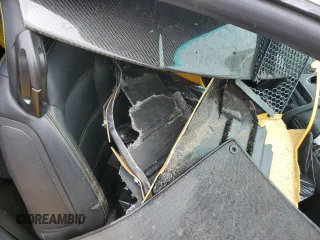 2004 Lamborghini Gallardo z VIN ZHWGU11S34LA01652, wystawiony jako Copart lot #49695214 z przebiegiem Nie podano mil oraz Szkoda całkowita • Salvage title. Historia ofert i sprzedaży dostępna na DreamBid. Obrazek 13.