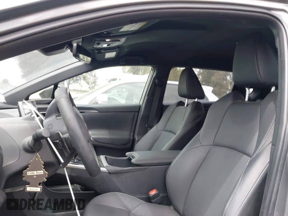 2024 Subaru Solterra Premium z VIN JTMABABA2RA056054, wystawiony jako IAAI lot #42018399 z przebiegiem 6 220 mil mil oraz . Historia ofert i sprzedaży dostępna na DreamBid. Obrazek 22.