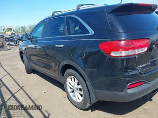 2017 Kia Sorento LX with VIN 5XYPG4A31HG264635, listed as a IAAI auction lot 42181056 with 163,493 mi miles and . Bid and sale history available at carsss.com. Image 14.
