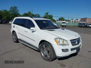 2007 Mercedes-Benz GL 450 z VIN 4JGBF71E57A153984, wystawiony jako IAAI lot #42291789 z przebiegiem 169 406 mil mil oraz . Historia ofert i sprzedaży dostępna na DreamBid. Obrazek 1.