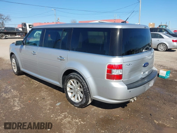 2011 Ford Flex SEL with VIN 2FMGK5CC5BBD28698, listed as a IAAI auction lot 41774174 with 306,974 mi miles. Bid and sale history available at carsss.com. Image 3.
