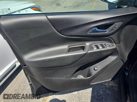 2021 Chevrolet Equinox LT with VIN 2GNAXTEV6M6108231, listed as a IAAI auction lot 42185780 with 28,662 mi miles and . Bid and sale history available at DreamBid. Image 1.