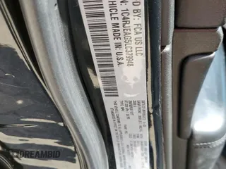 2020 Jeep Grand Cherokee Altitude z VIN 1C4RJEAG5LC379948, wystawiony jako Copart lot #56321505 z przebiegiem 98 060 mil mil oraz Szkoda całkowita • Salvage title. Historia ofert i sprzedaży dostępna na DreamBid. Obrazek 13.
