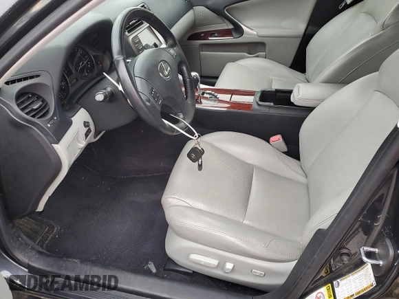 2008 Lexus IS 250 z VIN JTHBK262185053102, wystawiony jako Copart lot #57521455 z przebiegiem 124 304 mil mil oraz Tytuł czysty. Historia ofert i sprzedaży dostępna na DreamBid. Obrazek 7.