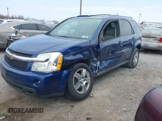 2008 Chevrolet Equinox LT with VIN 2CNDL43F886027588, listed as a IAAI auction lot 41912428 with 117,411 mi miles. Bid and sale history available at carsss.com. Image 2.