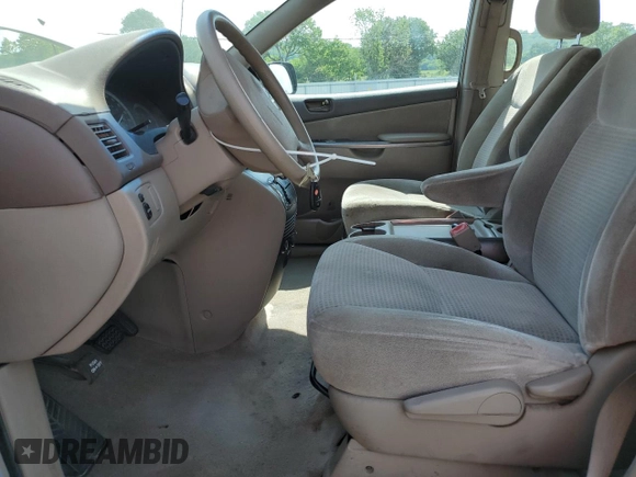 2007 Toyota Sienna CE with VIN 5TDZK23CX7S032027, listed as a Copart auction lot 55175235 with 325,539 mi miles and Clean Title. Bid and sale history available at carsss.com. Image 7.