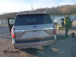 2020 Ford Expedition Limited with VIN 1FMJU1KT2LEA21893, listed as a IAAI auction lot 40957185 with 132,420 mi miles. Bid and sale history available at carsss.com. Image 15.