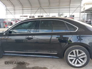 2017 Volkswagen Passat 1.8T SE w/Technology with VIN 1VWGT7A36HC074702, listed as a IAAI auction lot 41805024 with 124,857 mi miles. Bid and sale history available at carsss.com. Image 14.