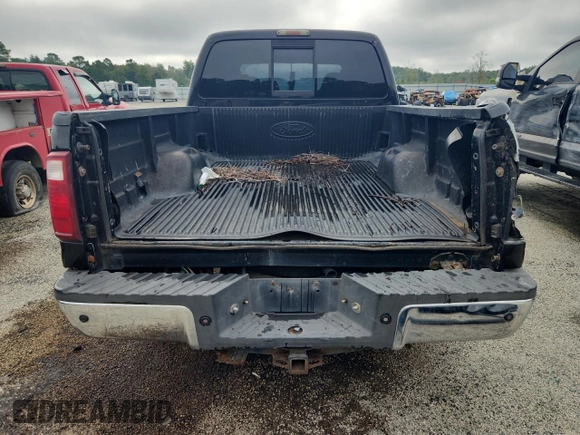2008 Ford F-250 XL with VIN 1FTSW21R68EA06383, listed as a Copart auction lot 54917015 with 195,462 mi miles and Salvage title. Bid and sale history available at DreamBid. Image 6.