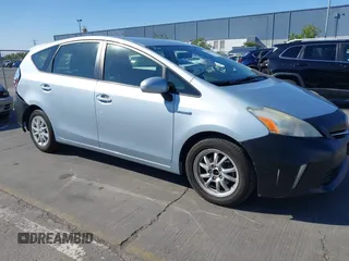 2013 Toyota Prius Two with VIN JTDZN3EU2D3273418, listed as a IAAI auction lot 40209238 with 138,606 mi miles. Bid and sale history available at carsss.com. Image 1.