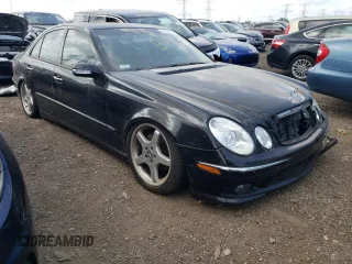2005 Mercedes-Benz E 500 z VIN WDBUF70J55A666031, wystawiony jako Copart lot #70750964 z przebiegiem Nie podano mil oraz Nie do naprawy • Non repairable. Historia ofert i sprzedaży dostępna na DreamBid. Obrazek 4.