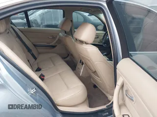2006 BMW 3 Series 330i с VIN WBAVB33536AZ86729, выставлен на аукционе IAAI как лот 42129225 с пробегом 196 391 миль миль и . История ставок и продаж доступна на DreamBid. Изображение 8.