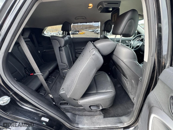 2019 Hyundai Santa Fe XL SE with VIN KM8SNDHF3KU301492, listed as a Copart auction lot 50388555 with NaN miles and Clean Title. Bid and sale history available at carsss.com. Image 6.