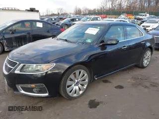 2010 Saab 9-5 Aero with VIN YS3GR4BJ5A4001066, listed as a IAAI auction lot 41293957 with 175,925 mi miles. Bid and sale history available at carsss.com. Image 2.