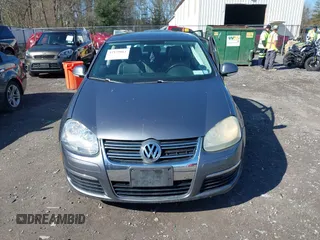 2008 Volkswagen Jetta SE с VIN 3VWRZ71K08M066480, выставлен на аукционе IAAI как лот 42129061 с пробегом 171 767 миль миль и . История ставок и продаж доступна на DreamBid. Изображение 12.