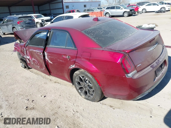 2018 Chrysler 300 with VIN 2C3CCAGG0JH269100, listed as a IAAI auction lot 41448431 with 91,034 mi miles. Bid and sale history available at carsss.com. Image 3.