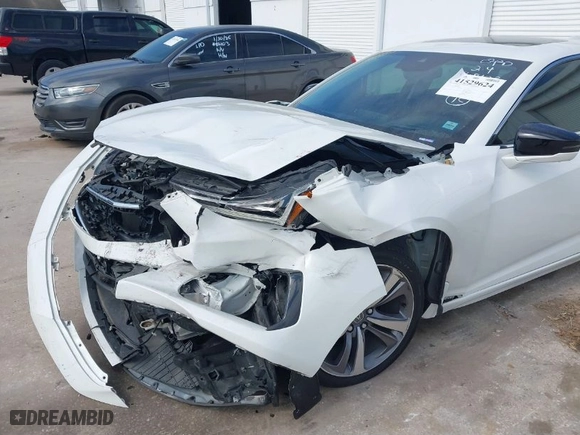 2021 Acura TLX w/Advance Package with VIN 19UUB5F63MA002895, listed as a IAAI auction lot 41529624 with 32,791 mi miles. Bid and sale history available at carsss.com. Image 6.