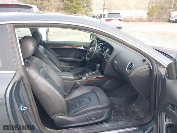 2009 Audi A5 with VIN WAUDK78T19A034813, listed as a IAAI auction lot 41786626 with 136,791 mi miles. Bid and sale history available at carsss.com. Image 5.