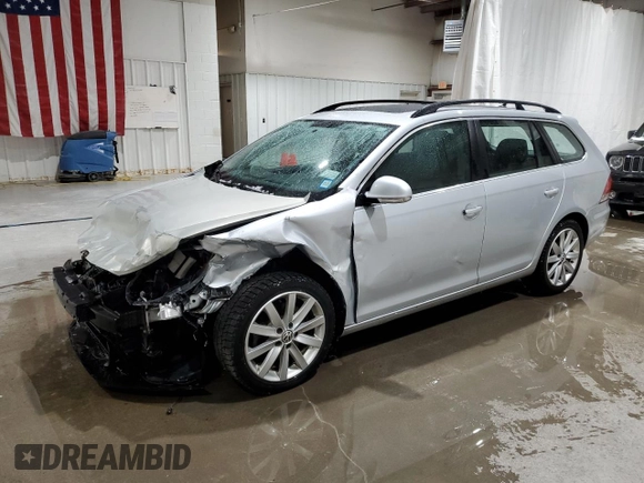 2012 Volkswagen Jetta SportWagen TDI with VIN 3VWPL7AJ2CM645818, listed as a Copart auction lot 44941095 with 104,225 mi miles and Salvage Title. Bid and sale history available at carsss.com. Image 1.
