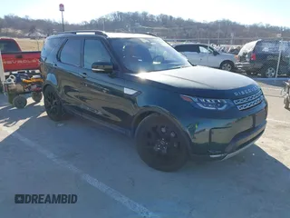 2017 Land Rover Discovery HSE Luxury with VIN SALRHBBK2HA031176, listed as a IAAI auction lot 41567755 with 102,895 mi miles. Bid and sale history available at carsss.com. Image 1.