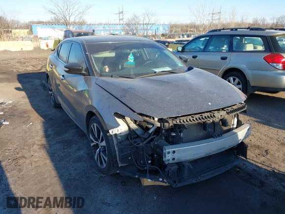 2018 Nissan Maxima SV with VIN 1N4AA6AP4JC389263, listed as a IAAI auction lot 41654077 with 111,149 mi miles. Bid and sale history available at carsss.com. Image 1.