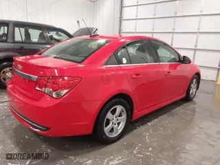 2015 Chevrolet Cruze LT with VIN 1G1PC5SB1F7299380, listed as a IAAI auction lot 41807893 with 141,848 mi miles. Bid and sale history available at carsss.com. Image 4.