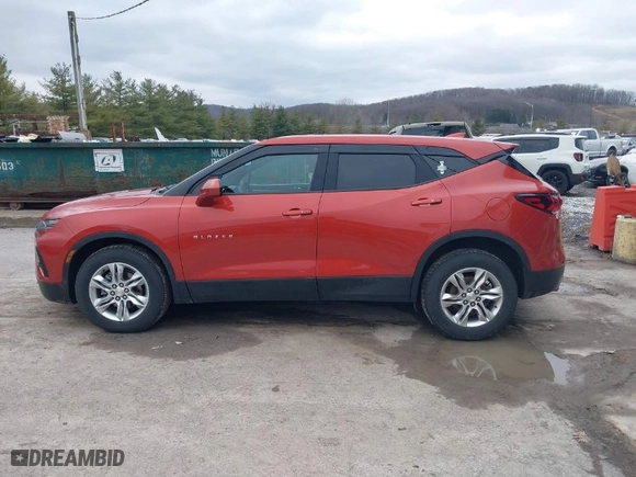2021 Chevrolet Blazer LT with VIN 3GNKBHR4XMS567457, listed as a IAAI auction lot 41133024 with 48,422 mi miles. Bid and sale history available at carsss.com. Image 14.