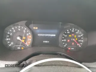 2022 Jeep Compass Latitude with VIN 3C4NJCBB4NT198580, listed as a Copart auction lot 48147765 with 81,562 mi miles and Salvage title. Bid and sale history available at DreamBid. Image 9.