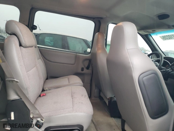 2003 Chevrolet Venture Plus with VIN 1GNDU03E83D262074, listed as a Copart auction lot 48410235 with 132,031 mi miles and Clean Title. Bid and sale history available at carsss.com. Image 11.