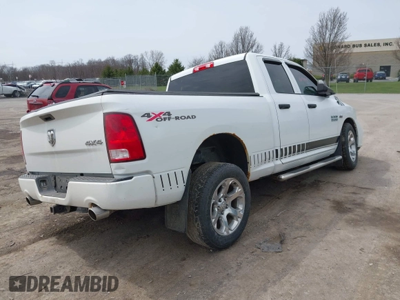 2016 Ram 1500 Express z VIN 1C6RR7FT2GS147174, wystawiony jako IAAI lot #42019690 z przebiegiem 53 330 mil mil oraz . Historia ofert i sprzedaży dostępna na DreamBid. Obrazek 4.