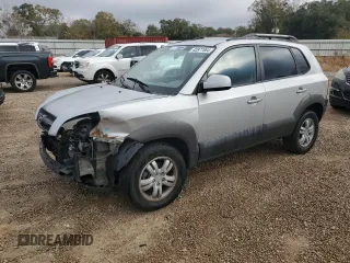 2008 Hyundai Tucson SE with VIN KM8JN12D58U890037, listed as a Copart auction lot 82877864 with 240,485 mi miles and Salvage Title. Bid and sale history available at carsss.com. Image 1.