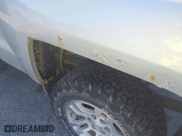 2014 Chevrolet Silverado 1500 LT with VIN 1GCVKREC1EZ134204, listed as a IAAI auction lot 40889755 with 174,575 mi miles and . Bid and sale history available at DreamBid. Image 20.
