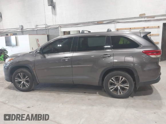 2017 Toyota Highlander LE with VIN 5TDBZRFH3HS434227, listed as a IAAI auction lot 42524051 with 66,099 mi miles and . Bid and sale history available at DreamBid. Image 14.