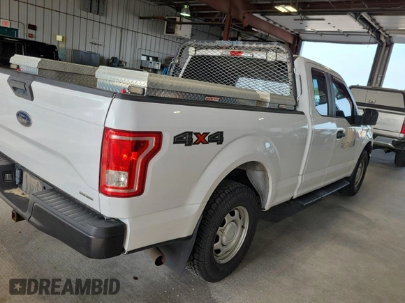 2016 Ford F-150 XLT with VIN 1FTFX1EF4GKD19439, listed as a IAAI auction lot 42774125 with 168,570 mi miles and . Bid and sale history available at DreamBid. Image 33.