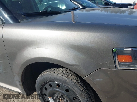 2013 Ford Flex SE with VIN 2FMGK5B87DBD21476, listed as a IAAI auction lot 41756454 with 164,089 mi miles. Bid and sale history available at carsss.com. Image 6.