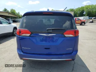2020 Chrysler Pacifica Limited with VIN 2C4RC1GG0LR284747, listed as a Copart auction lot 59002405 with 68,873 mi miles and Salvage title. Bid and sale history available at DreamBid. Image 6.