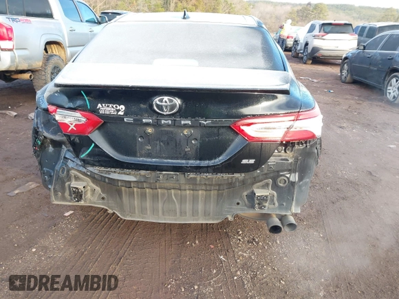 2020 Toyota Camry SE z VIN 4T1G11AK3LU945597, wystawiony jako IAAI lot #41292468 z przebiegiem 116 763 mil mil oraz . Historia ofert i sprzedaży dostępna na DreamBid. Obrazek 6.