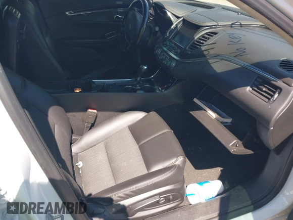 2018 Chevrolet Impala LT z VIN 2G1105S36J9121804, wystawiony jako IAAI lot #42197191 z przebiegiem 234 907 mil mil oraz . Historia ofert i sprzedaży dostępna na DreamBid. Obrazek 5.