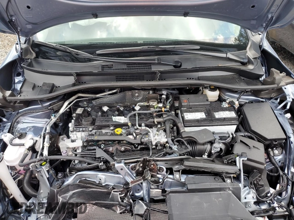 2025 Toyota Corolla Cross L with VIN 7MUAAAAG4SV134423, listed as a Copart auction lot 58827045 with 2,147 mi miles and Salvage title. Bid and sale history available at DreamBid. Image 12.