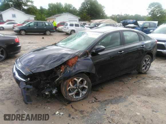2021 Kia Forte LXS z VIN 3KPF24AD3ME370093, wystawiony jako IAAI lot #42253166 z przebiegiem 31 371 mil mil oraz . Historia ofert i sprzedaży dostępna na DreamBid. Obrazek 2.
