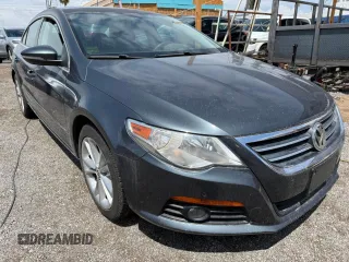 2010 Volkswagen CC Luxury z VIN WVWHP7AN4AE536293, wystawiony jako Copart lot #56589795 z przebiegiem 127 169 mil mil oraz Tytuł czysty. Historia ofert i sprzedaży dostępna na DreamBid. Obrazek 1.