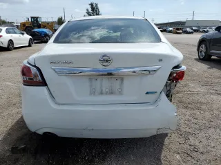 2014 Nissan Altima S with VIN 1N4AL3AP8EC151351, listed as a Copart auction lot 51567755 with 167,000 mi miles and Non Repairable. Bid and sale history available at DreamBid. Image 6.