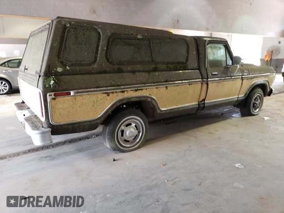 1978 Ford F-150 z VIN F15HNCG8502, wystawiony jako Copart lot #57248964 z przebiegiem 201 337 mil mil oraz Czysty tytuł • Clean title. Historia ofert i sprzedaży dostępna na DreamBid. Obrazek 3.