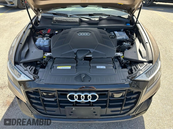 2019 Audi Q8 Prestige with VIN WA1FVBF18KD015892, listed as a Copart auction lot 52225795 with 61,436 mi miles and Clean title. Bid and sale history available at DreamBid. Image 5.