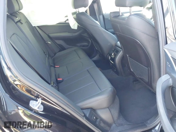 2019 BMW X3 M40i with VIN 5UXTS3C59KLR72809, listed as a IAAI auction lot 41893066 with 39,654 mi miles and . Bid and sale history available at DreamBid. Image 8.