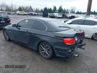 2008 BMW 3 Series 335i with VIN WBAWL73548P178589, listed as a IAAI auction lot 41873183 with Not Provided miles and . Bid and sale history available at carsss.com. Image 3.
