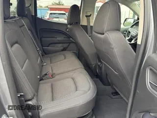 2020 GMC Canyon 2WD SLE with VIN 1GTG5CEN1L1248228, listed as a Copart auction lot 89388675 with 31,980 mi miles and Salvage Title. Bid and sale history available at carsss.com. Image 6.