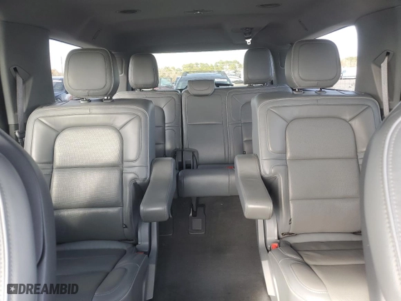 2018 Lincoln Navigator L Reserve with VIN 5LMJJ3LT6JEL12524, listed as a Copart auction lot 42803055 with 108,446 mi miles and Salvage Title. Bid and sale history available at carsss.com. Image 10.