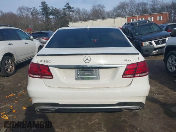 2014 Mercedes-Benz E 350 Luxury with VIN WDDHF8JB9EB026744, listed as a IAAI auction lot 41706586 with 97,354 mi miles and . Bid and sale history available at DreamBid. Image 17.